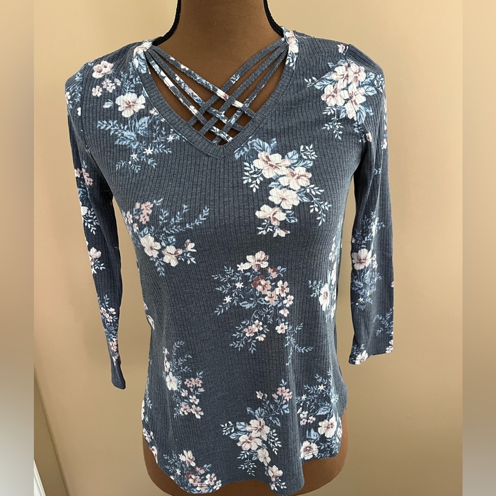 Blue and pink flowered top